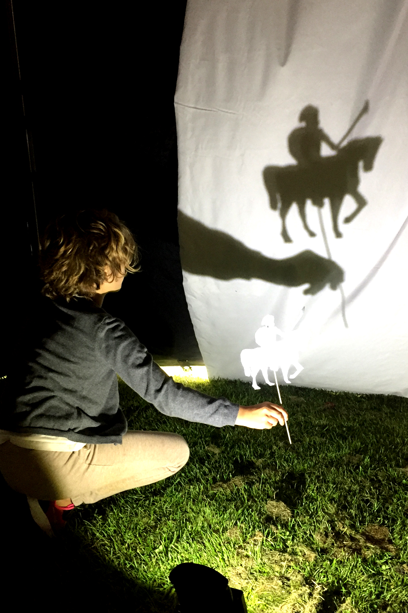 Shadow Booth, Shadow Puppets, Craft Workshop, Art and Crafts available from The Joker Entertainment in Boston, Sleaford, Lincolnshire, Lincoln, Newark, Nottinghamshire, Rutland, Northampton, South Yorkshire, have a go